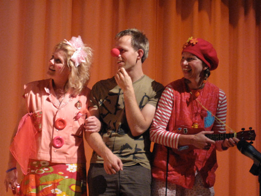 Sniggling Performance About Performance Activism - East Side Institute